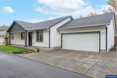 4145 Smokestack Ln Se, Salem, OR, 97301 | Card Image