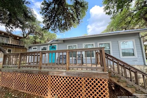 13444 Park Road 37, Lakehills, TX, 78063-6827 | Card Image