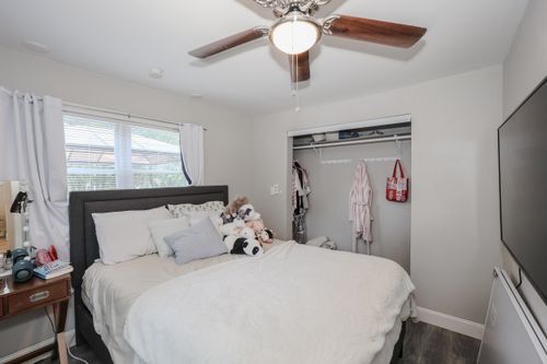 31 Grove Avenue, Salem, NH, 03079 | Card Image
