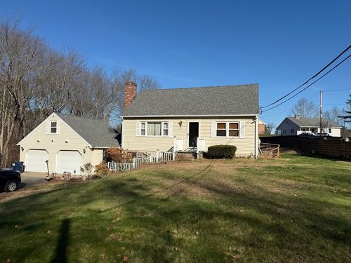 35 Lake Dr, Wilbraham, MA, 01095-1121 | Card Image