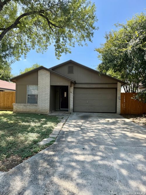 7319 Hardesty, San Antonio, TX, 78250-3333 | Card Image