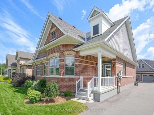 227 Mary St, Creemore, ON, L0M1G0 | Card Image