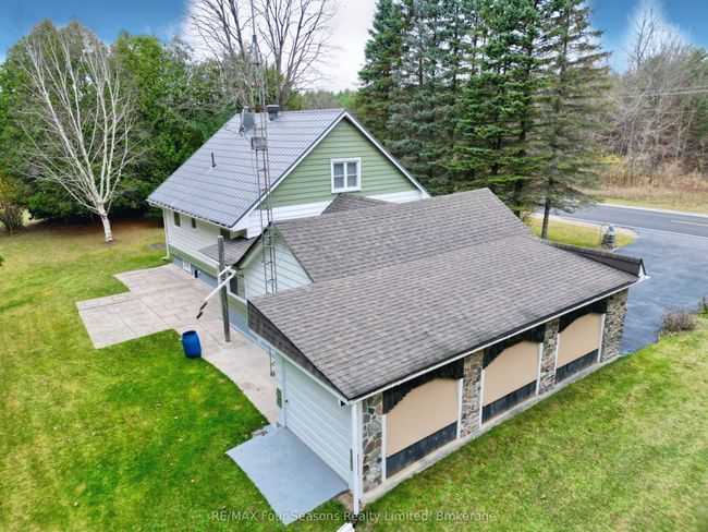 5601 County Rd 9, House other with 3 bedrooms, 1 bathrooms and 6 parking in New Lowell ON | Image 4