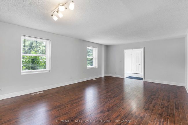 427194 25 Sideroad, House other with 8 bedrooms, 7 bathrooms and 10 parking in Mono ON | Image 7