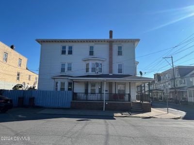 247 W Walnut Street, House other with 9 bedrooms, 2 bathrooms and null parking in Shamokin PA | Image 1