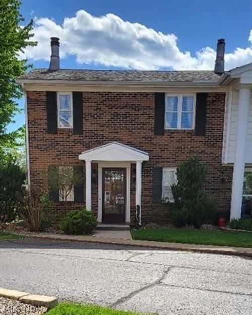 g-3-110 Chippewa Dr, Marietta, OH, 45750-1223 | Card Image