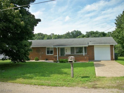 2712 Underwood Dr, Belpre, OH, 45714-1949 | Card Image