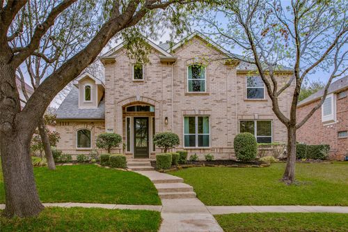 7411 Sugar Maple Dr, Irving, TX, 75063-8410 | Card Image