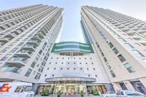 2504-99 Harbour Sq, Toronto, ON, M5J2H2 | Card Image