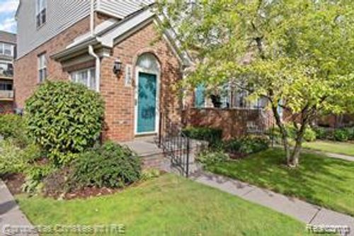 123-1830 Campau Farms Cir, Detroit, MI, 48207-5164 | Card Image