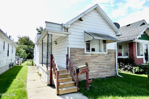 238 E Weber St, Toledo, OH, 43608-1814 | Card Image