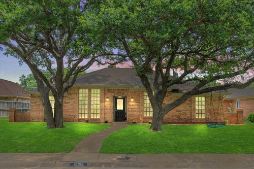 18512 Featherwood Dr, Dallas, TX, 75252-2510 | Card Image