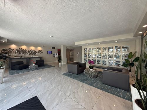 apt-4j-16546 Ne 26th Ave, North Miami Beach, FL, 33160-4060 | Card Image