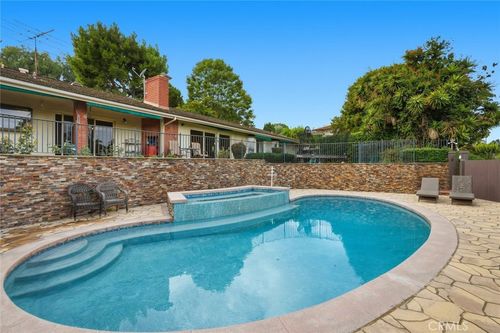 28612 Palos Verdes Dr E, Rancho Palos Verdes, CA, 90275-5205 | Card Image