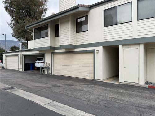 2-10475 Newhome Ave, Sunland, CA, 91040 | Card Image