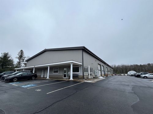 ste-6-243 Amesbury Rd, Kensington, NH, 03833-5703 | Card Image