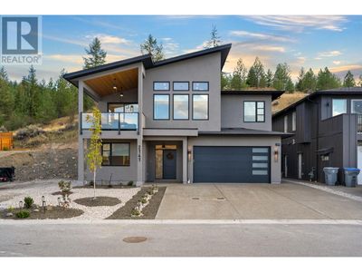 2141 Galore Cres, House other with 4 bedrooms, 4 bathrooms and null parking in Kamloops BC | Image 2