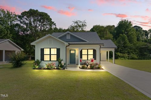 221 Moon Circle, Dunn, NC, 28334 | Card Image