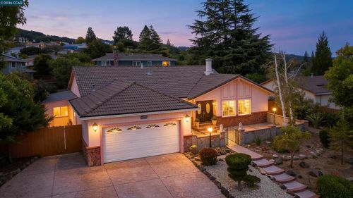 1220 Fascination Cir, Richmond, CA, 94803-2605 | Card Image