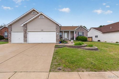 1169 Hickory Ridge Trl, Arnold, MO, 63010-2760 | Card Image