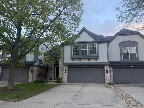 803 Marseilles Cir, Buffalo Grove, IL, 60089-7724 | Card Image