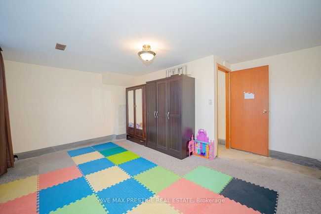 84 Wimbleton Cres, House other with 5 bedrooms, 3 bathrooms and 2 parking in Kitchener ON | Image 30