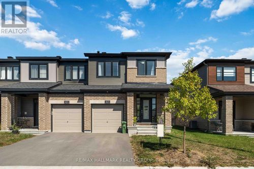 423 Silicon Way, Ottawa, ON, K2W0K7 | Card Image