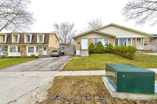 15 Northview Heights Dr, Cambridge, ON, N1R6Z9 | Card Image
