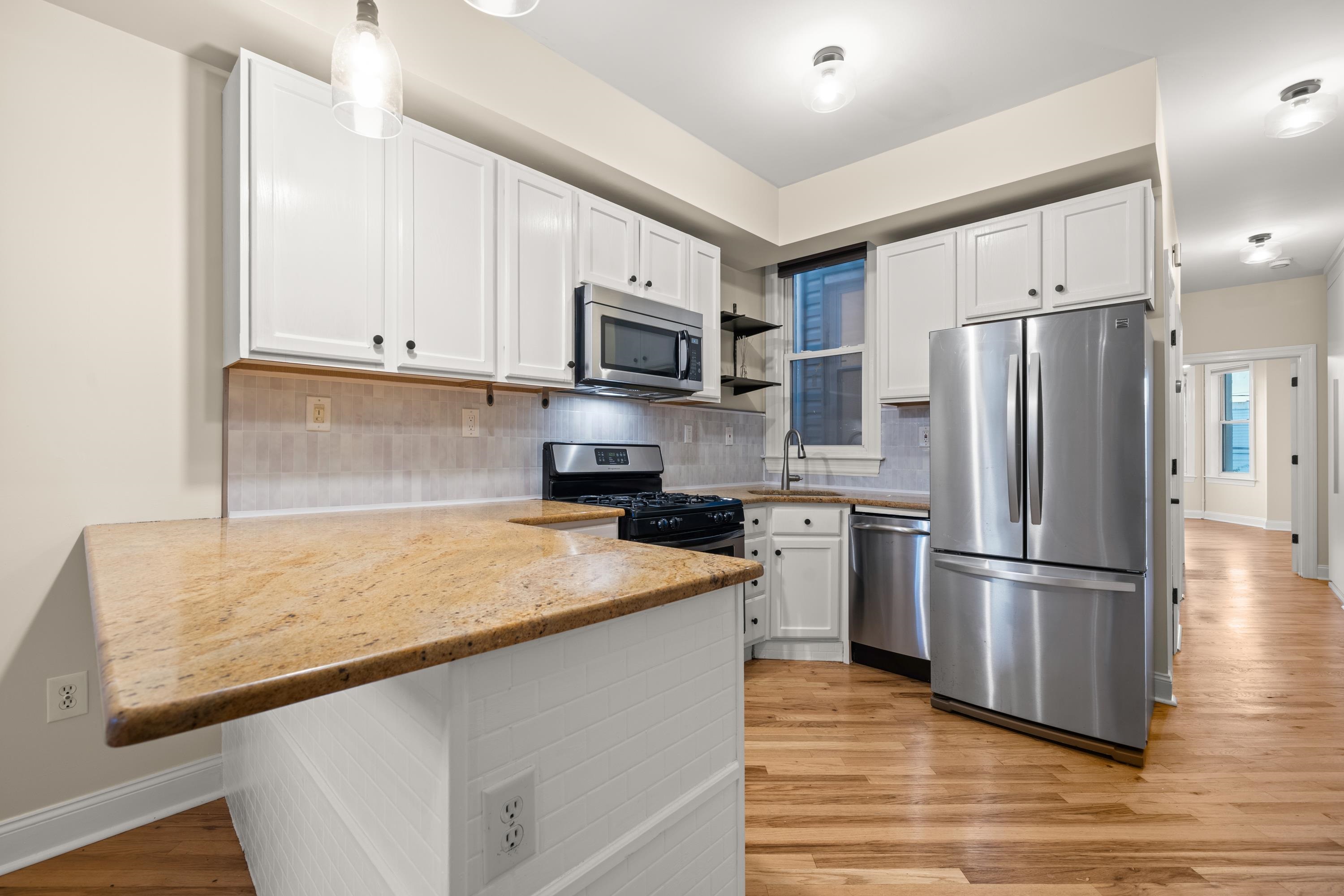 Residential Lease in JC, Heights 4