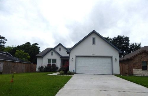 2627 Carmel St, Houston, TX, 77091-3011 | Card Image