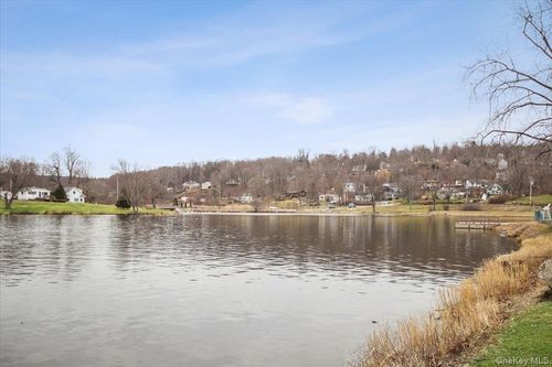 32 Stanwich Rd, Carmel, NY, 10512-6547 | Card Image