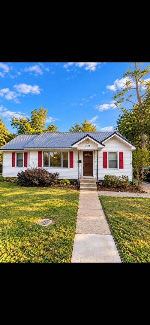 207 Murphy St., Okolona, MS, 38860 | Card Image