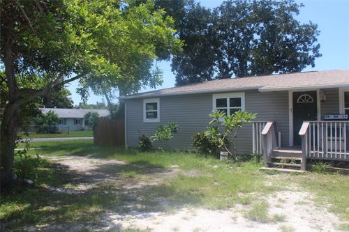 1884 Pine St, LARGO, FL, 33774-1427 | Card Image