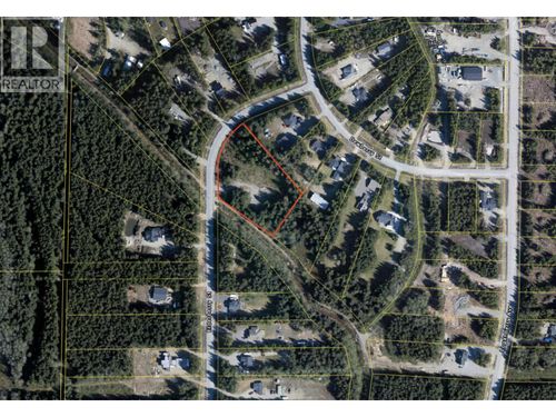 20 Elderberry St, Kitimat, BC, V8C0A9 | Card Image