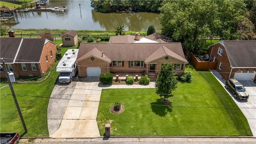 5917 Woodhaven Ct, Virginia Beach, VA, 23464-2011 | Card Image