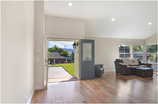 31891 Paseo Alto Plano, House other with 4 bedrooms, 3 bathrooms and 10 parking in San Juan Capistrano CA | Image 8