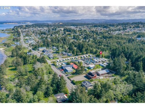 92786 Cape Arago Hwy, CoosBay, OR, 97420 | Card Image