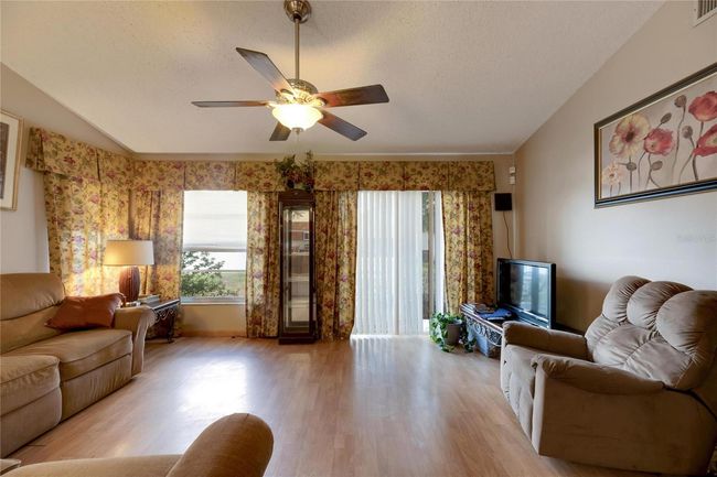 10906 Carnelian Dr, House other with 3 bedrooms, 2 bathrooms and null parking in RIVERVIEW FL | Image 9