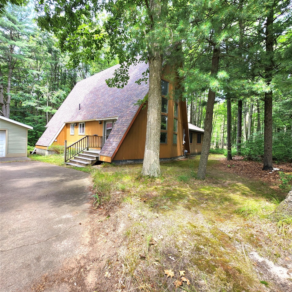 Ann St, Muskegon, MI 49445
