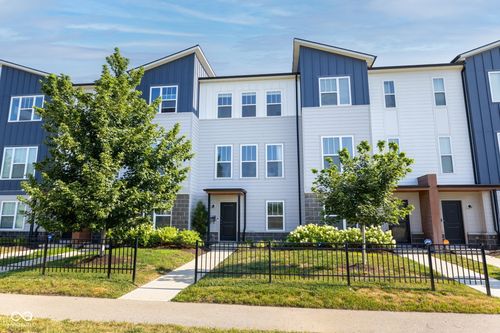 2938 New York St, Indianapolis, IN, 46222-4487 | Card Image