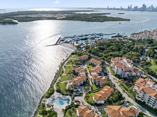19217-19217 Fisher Island Dr, Miami Beach, FL, 33109-1162 | Card Image