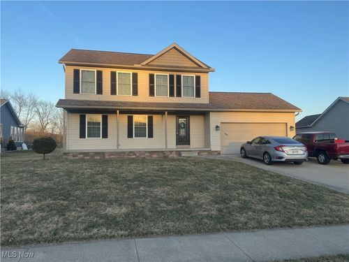 189 Moss Creek Cir, Smithville, OH, 44677-9404 | Card Image