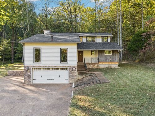 1033 Millers Creek Rd, Goodlettsville, TN, 37072-8463 | Card Image