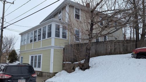 13 Forest Ave, Plymouth, MA, 02360-5389 | Card Image