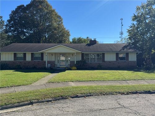 2305 Rebecca Dr, Springfield, OH, 45503-2247 | Card Image