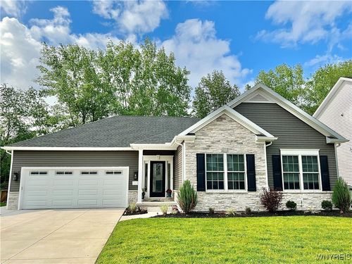 6313 Webster Rd, Orchard Park, NY, 14127-1815 | Card Image