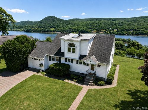 2 Drury Ln, Highland Falls, NY, 10928-4309 | Card Image