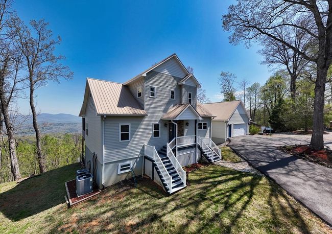 115 Wilson Mountain Smt, Home with 3 bedrooms, 3 bathrooms and 2 parking in Blairsville GA | Image 10