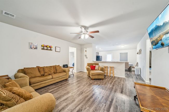 14995 S 276 Th East Ave, House other with 4 bedrooms, 2 bathrooms and null parking in Coweta OK | Image 6