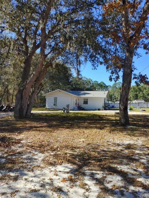 1838 Ne 145th Avenue Rd, Silver Springs, FL, 34488-4002 | Card Image